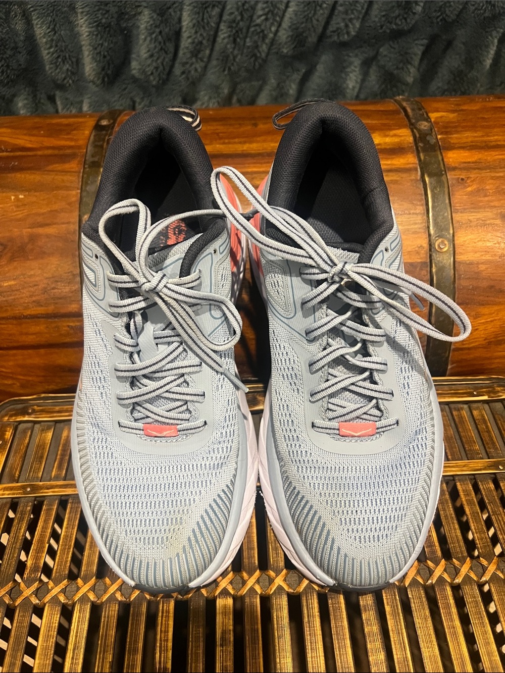 HOKA Bondi 8 Running Shoes – Light Gray/Coral – Excellent Pre-Owned Condition - Picture 2 of 8